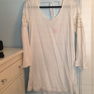 Plain white long sleeve dress from H&M
